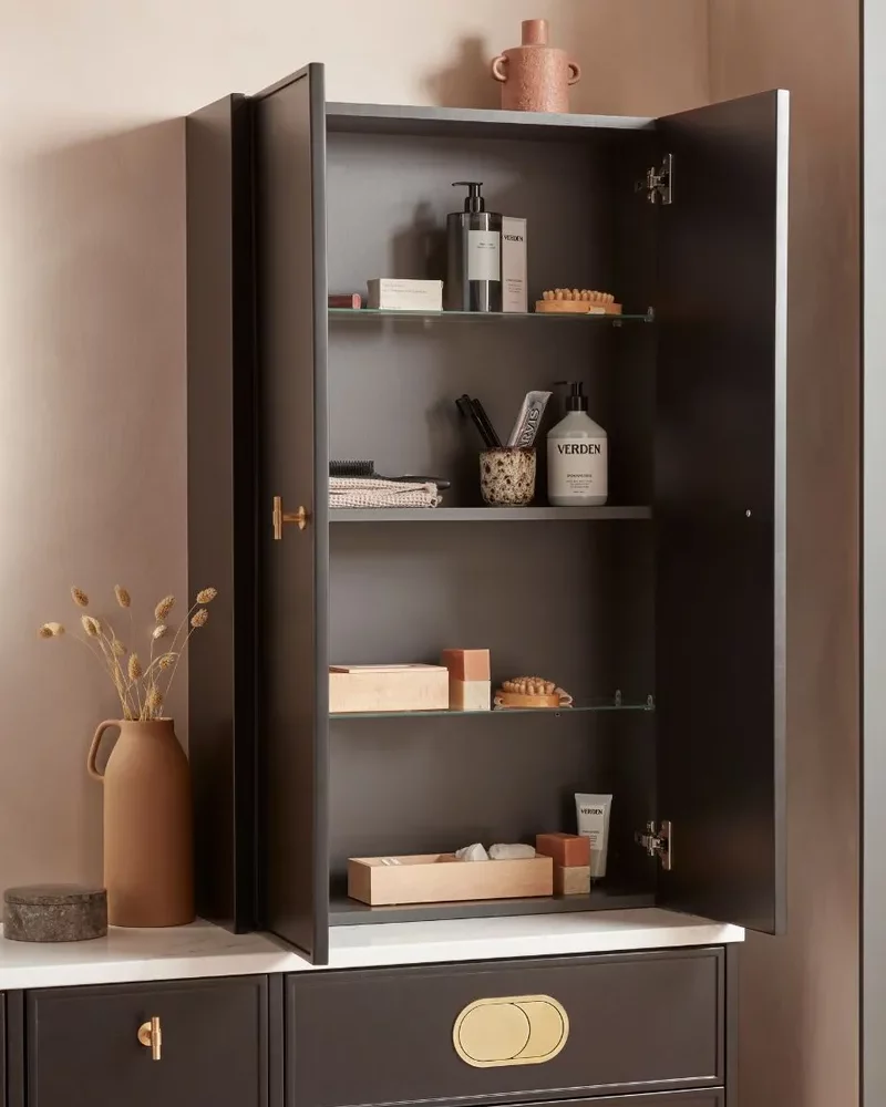 Elan-Black-Get-the-Look-Fitted-Furniture-Hotspot-Image-6 Elan-Black-Get-the-Look-Fitted-Furniture-Hotspot-Image-6